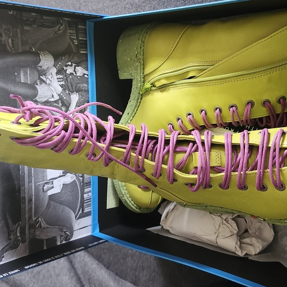 John Fluevog Vagabond Boots | Lime Green | Pink Laces | NEVER WORN | Size 8.5 - Picture 7 of 8